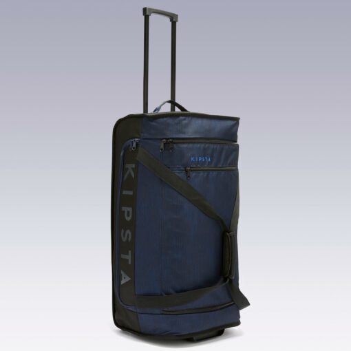 Naši futbaloví vývojári vytvorili túto cestovnú tašku Essentiel s objemom 70 litrov a vreckom na obuv