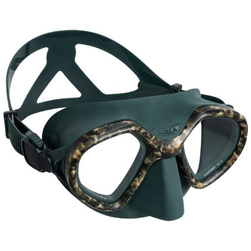 Dvojzorníková maska s veľmi pružnou silikónovou lícnicou poskytujúcou pohodlie pri podmorskom rybolove.