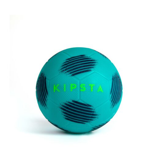 Naši futbaloví vývojári vytvorili túto malú loptu Sunny 300 pre najmenších