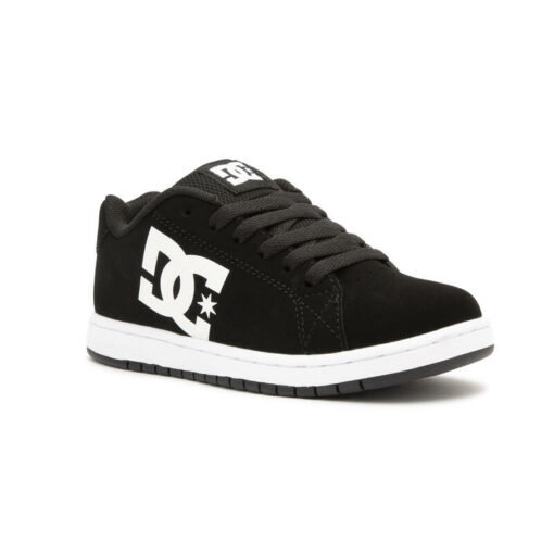 Legendárny model Graveler pre deti. Pohodlná obuv s veľkým logom DC Shoes na boku topánky.