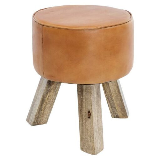 Tento výrobok je k dispozícii IBA ONLINE. Kruhový taburet zaujme svojím neobvyklým dizajnom s nádychom rustikálneho štýlu. Ručne vyrobená stolička vkusne kombinuje vysoko kvalitné materiály - voskovanú koziu kožu a masívne mangové drevo. Bez ohľadu na to