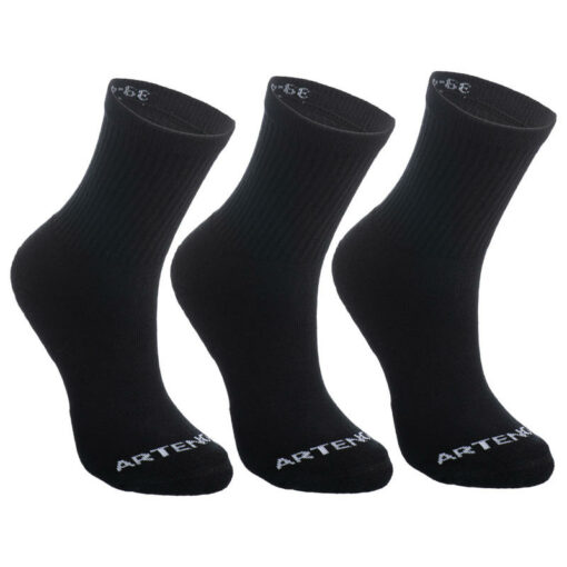 Tieto športové ponožky zložené prevažne z bavlny umožňujú tenistom začať sebaisto a s produktom